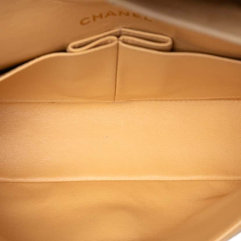 Chanel Small Classic Suede Double Flap Beige Leather Very good condition - Model View