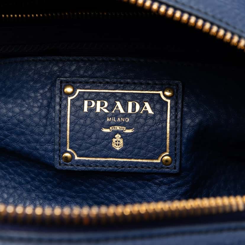 Prada Vitello Daino Shoulder Bag Blue Leather Very good condition - Box View