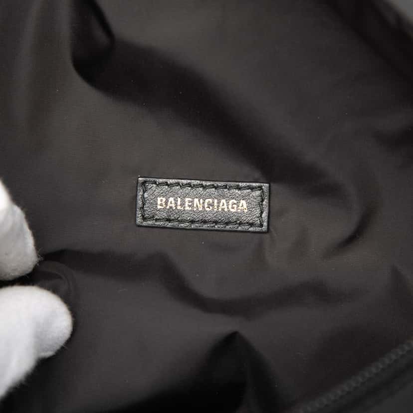 Balenciaga Nylon Logo Wheel Belt Bag Black Very good condition - Box View
