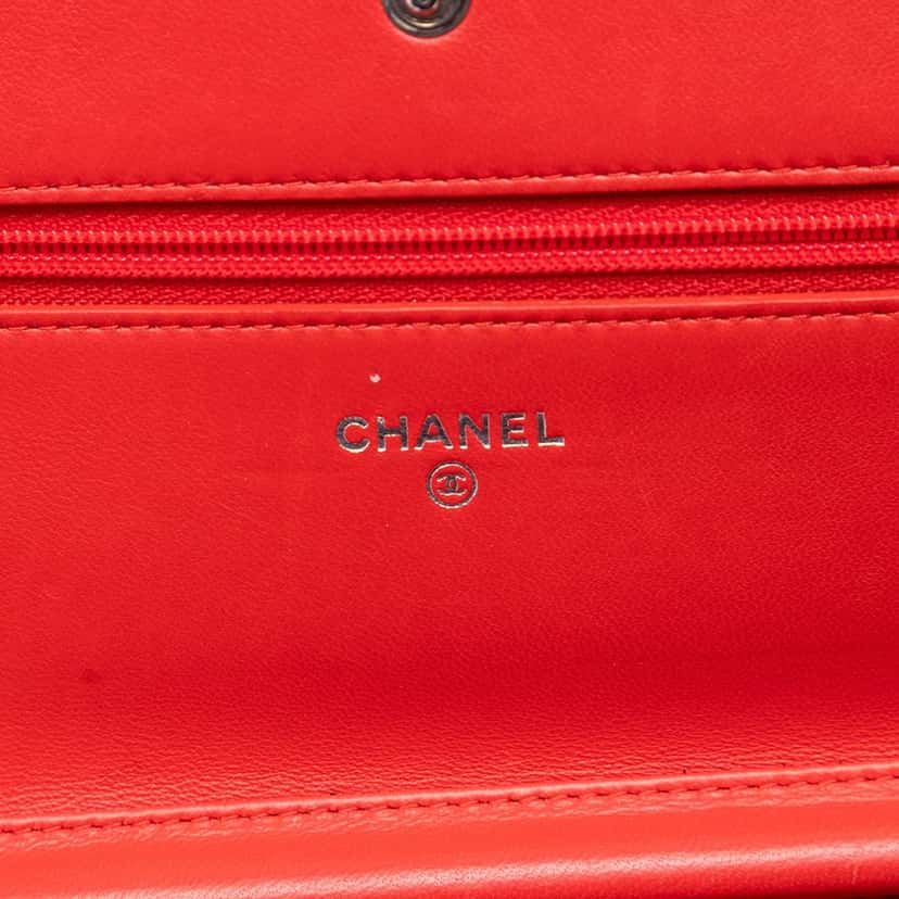 Chanel Quilted Lambskin Boy Wallet On Chain Red Leather Very good condition - Box View