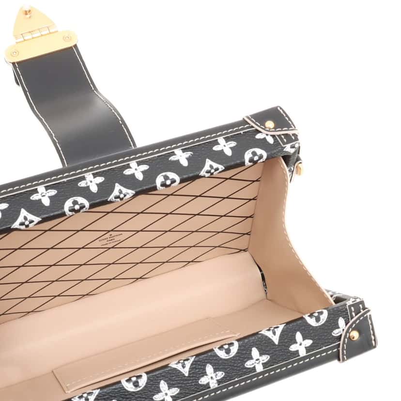 Louis Vuitton Grace Coddington Catogram Petite Malle Black Very good condition - Inside View