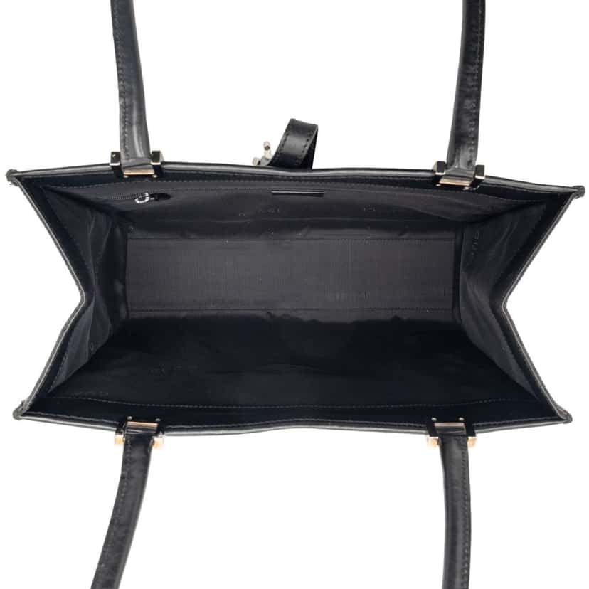 Gucci GG Canvas Jackie Tote Black Very good condition - Model View