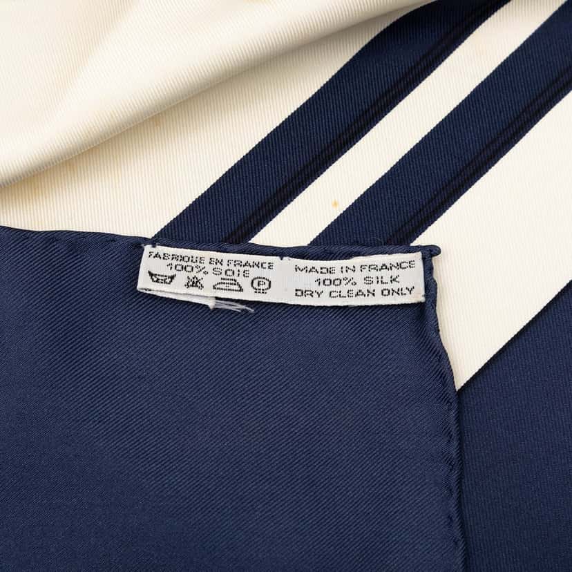 Hermès Brides de Gala Silk Scarf 90 White Very good condition - Inside View