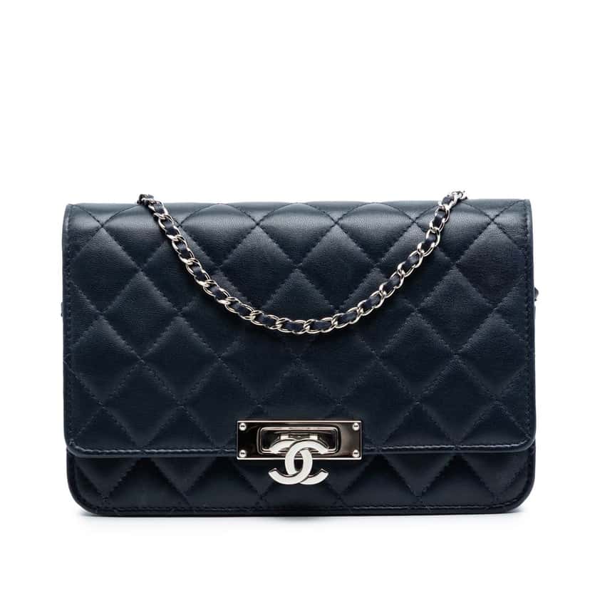 Chanel Quilted Lambskin Golden Class Wallet On Chain Black Leather Very good condition - Front View