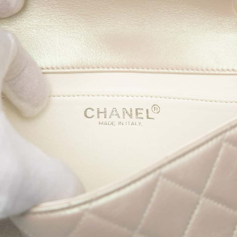 Chanel Mini Rectangular Classic Iridescent Lambskin Single Flap White Leather Very good condition - Box View