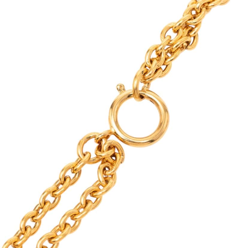 Chanel Gold Plated Double Chain Horse Medallion Pendant Necklace Gold Metal Very good condition - Model View