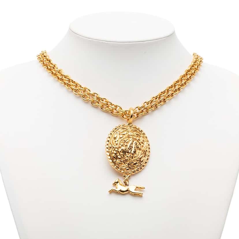 Chanel Gold Plated Double Chain Horse Medallion Pendant Necklace Gold Metal Very good condition - Box View