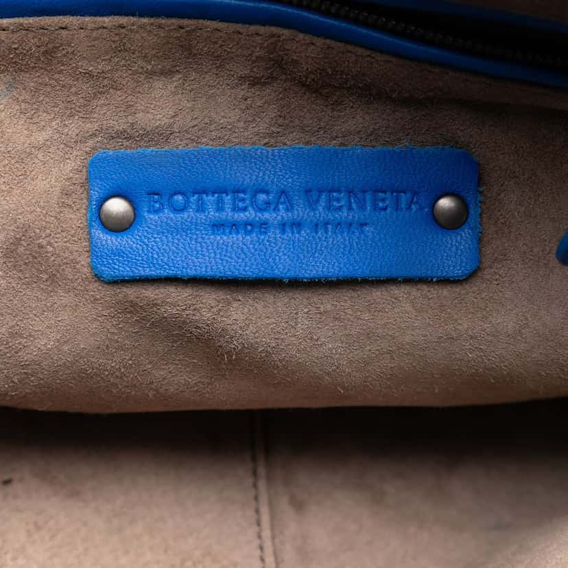 Bottega Veneta Nappa Intrecciato Nodini Crossbody Blue Leather Very good condition - Box View