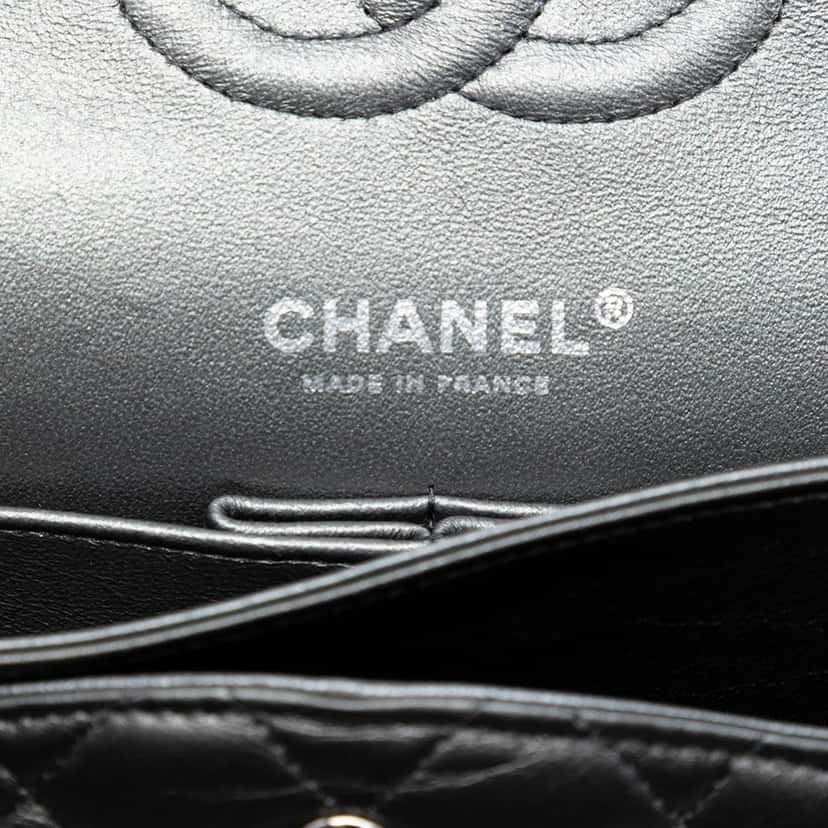 Chanel Medium Classic Lambskin So Black Double Flap Black Leather Very good condition - Box View