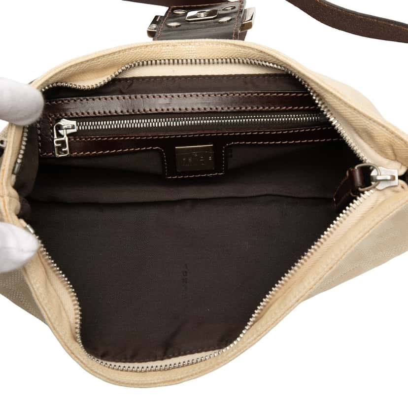 Fendi Zucca Canvas Crossbody Beige Very good condition - Model View