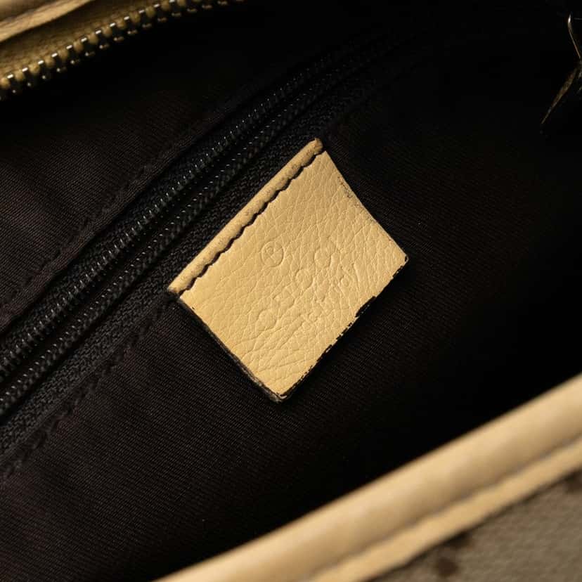 Gucci GG Canvas Abbey D Ring Crossbody Beige Very good condition - Box View