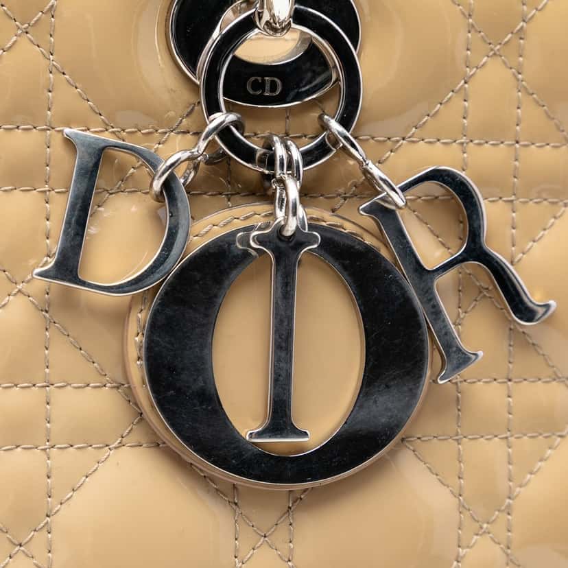 Dior Large Patent Cannage Lady Dior Beige Leather Very good condition - Model View