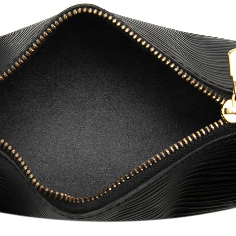 Louis Vuitton Epi Pochette Soufflot Black Leather Very good condition - Model View