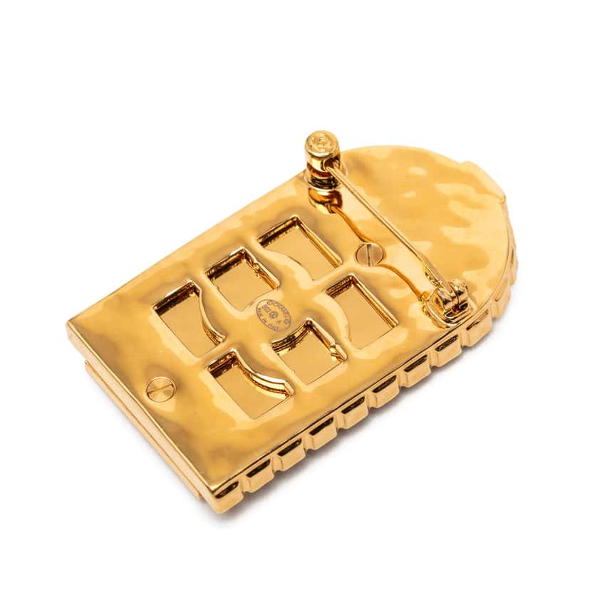 Chanel Gold Plated 31 Rue Cambon Door Pin Brooch Gold Metal Very good condition - Back View