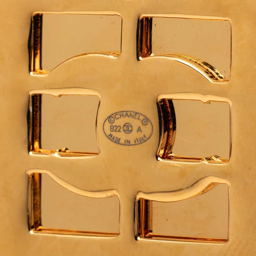 Chanel Gold Plated 31 Rue Cambon Door Pin Brooch Gold Metal Very good condition - Inside View