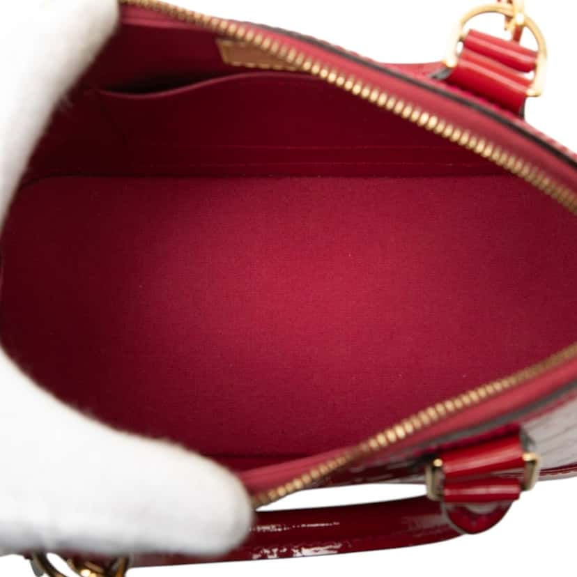 Louis Vuitton Monogram Vernis Alma BB Red Leather Very good condition - Model View
