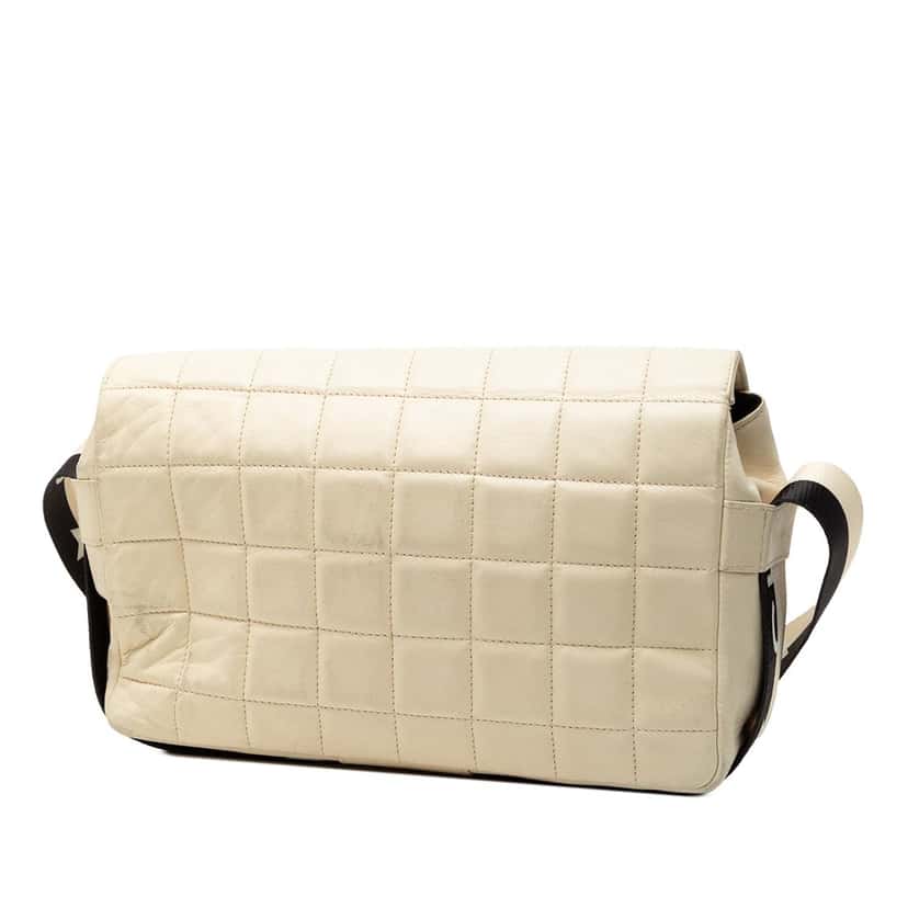 Chanel Chocolate Bar Lambskin Sport Line Crossbody White Leather Very good condition - Back View