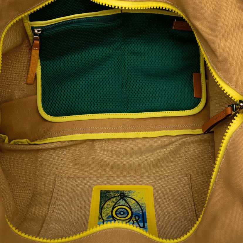 Loewe Canvas Eye Nature Tote Beige Very good condition - Model View