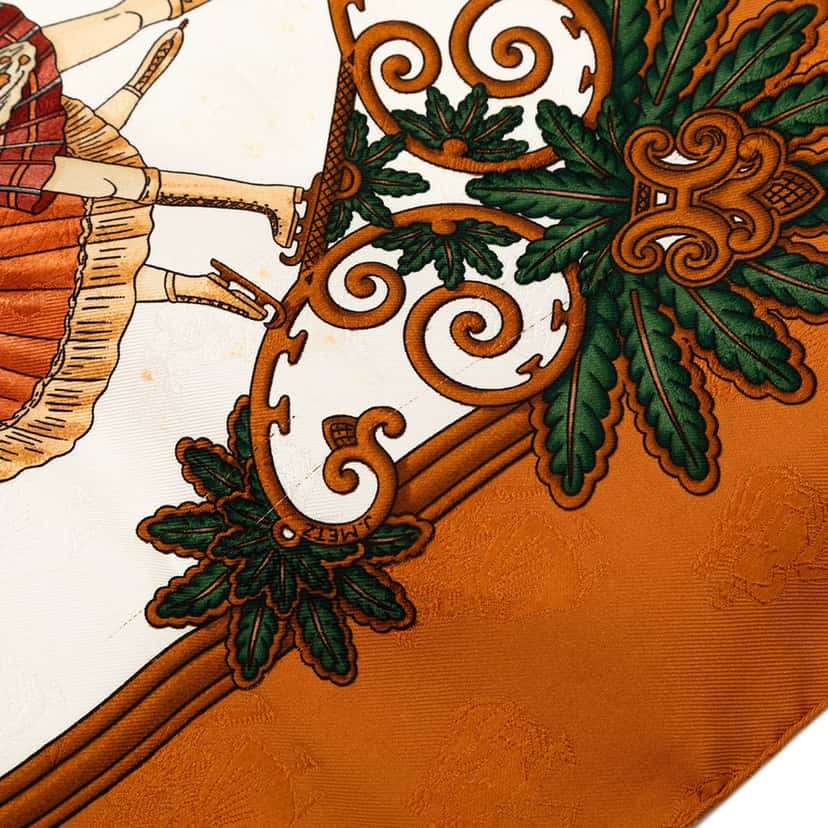 Hermès Joies d Hiver Silk Scarf White Very good condition - Box View