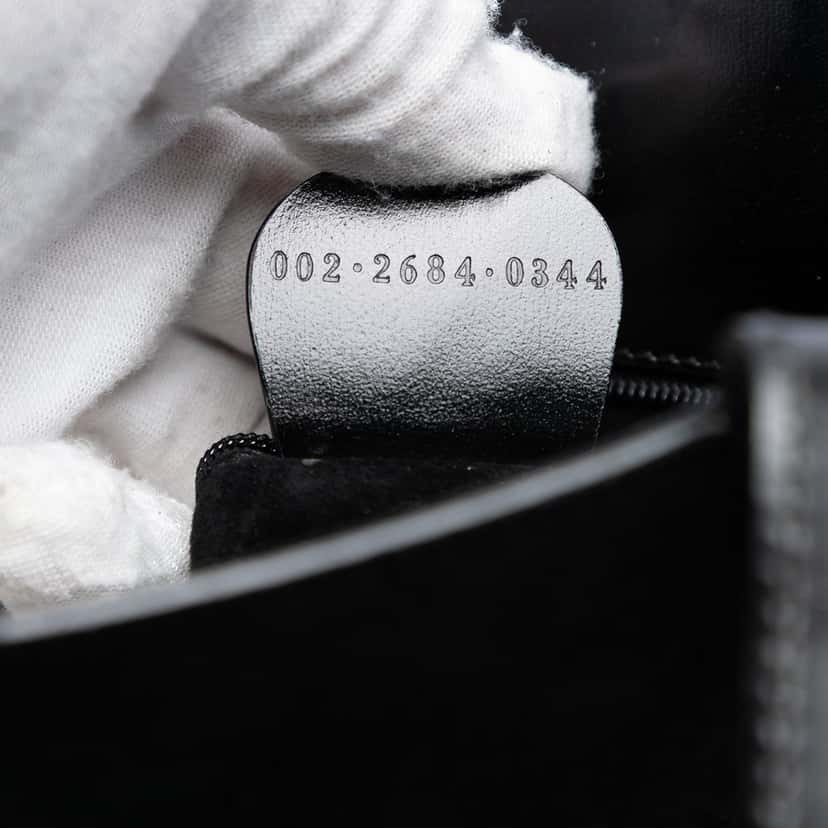 Gucci Suede G Square Shoulder Bag Black Leather Very good condition - Box View