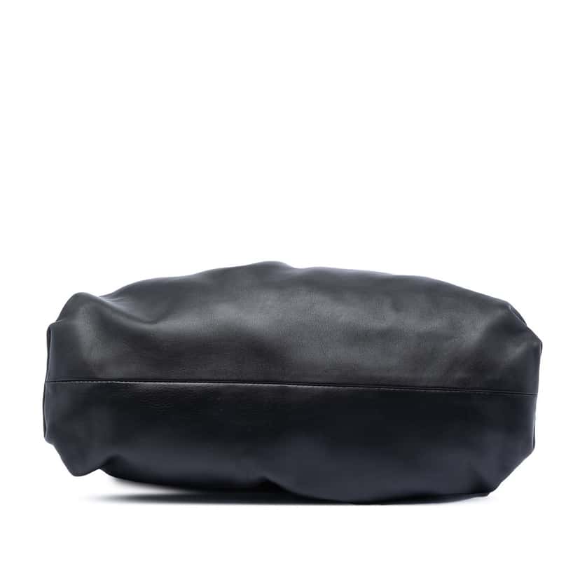 Bottega Veneta Lambskin The Pouch Black Leather Very good condition - Inside View