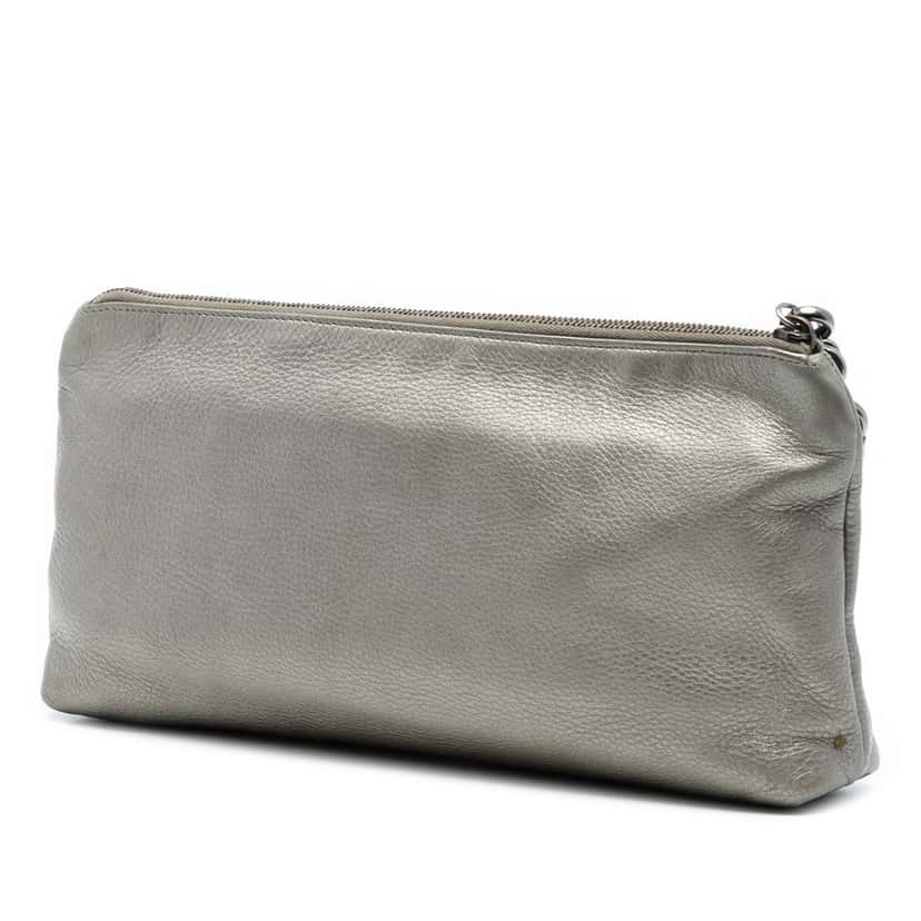 Gucci Metallic Leather Sienna Tassel Clutch Gold Leather Very good condition - Back View