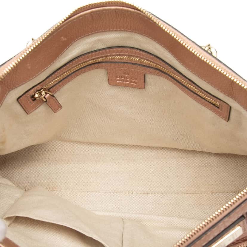 Gucci Metallic Pebbled Calfskin Bella Satchel Pink Leather Very good condition - Model View
