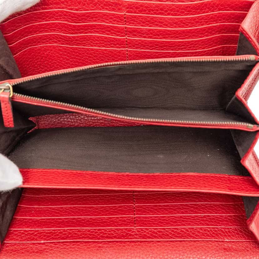 Gucci GG Marmont Leather Wallet on Chain Red Leather Very good condition - Model View