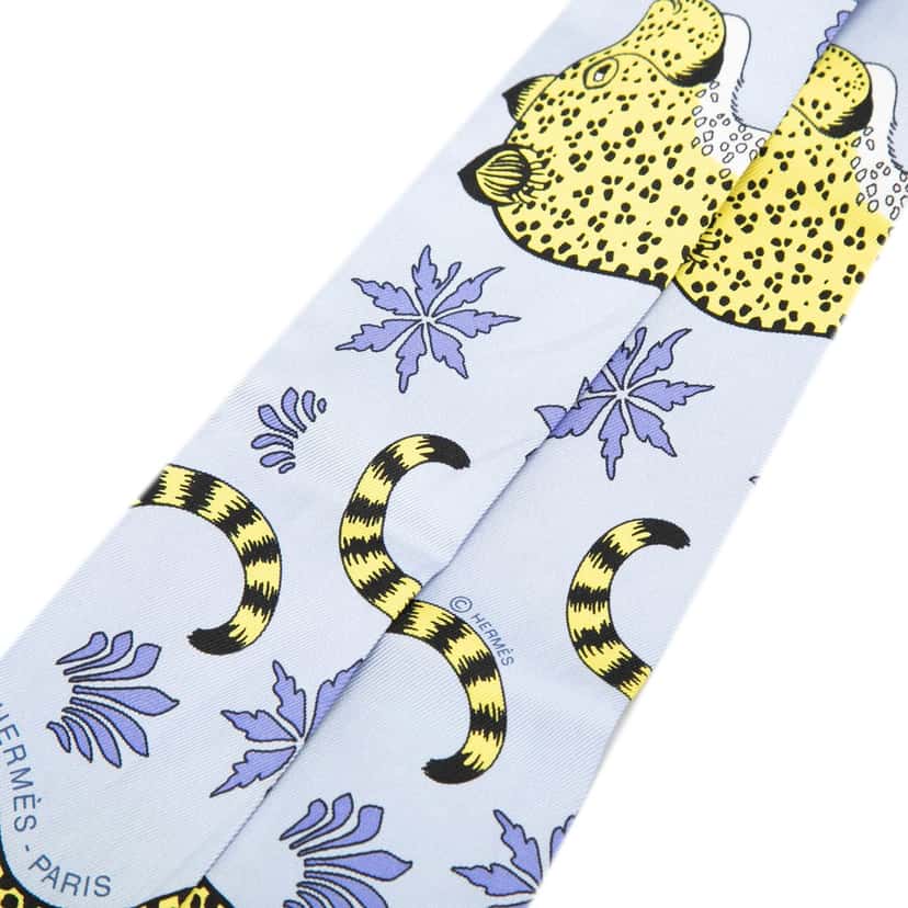 Hermès Les Leopards Silk Twilly Scarf Blue Very good condition - Back View