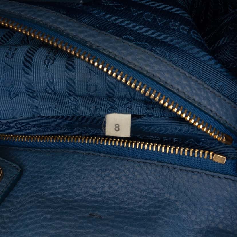 Prada Vitello Daino Open Convertible Tote Blue Leather Very good condition - Box View