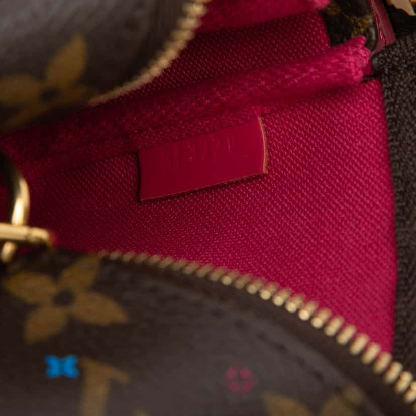 Louis Vuitton Monogram Vivienne Christmas Roller Coaster Mini Pochette Accessoires Brown Very good condition - Box View