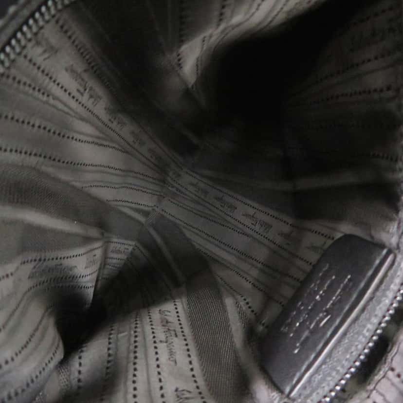 Ferragamo Leather Gancini Crossbody Black Leather Very good condition - Inside View