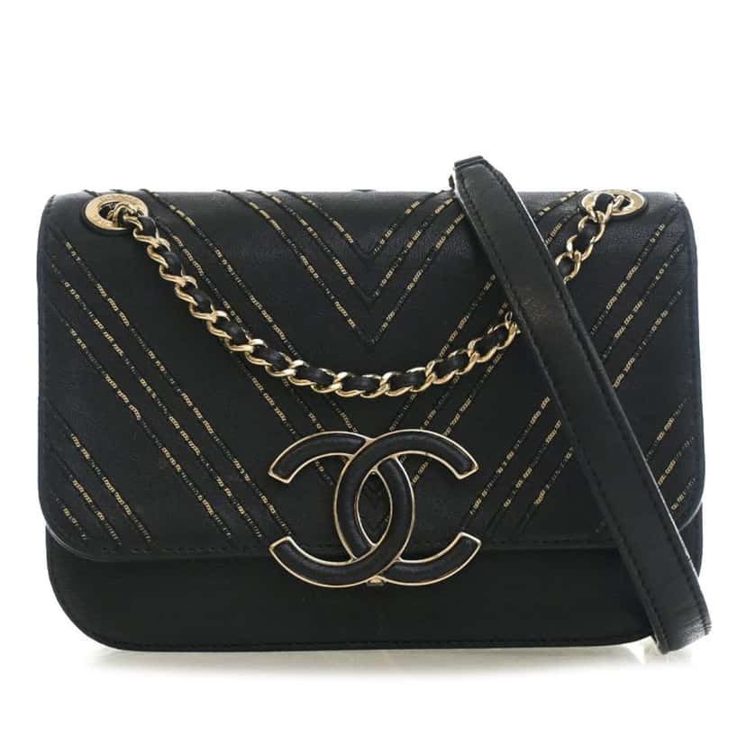 Chanel Small Chevron Sheepskin Subtle Flap Black Leather Very good condition - Front View