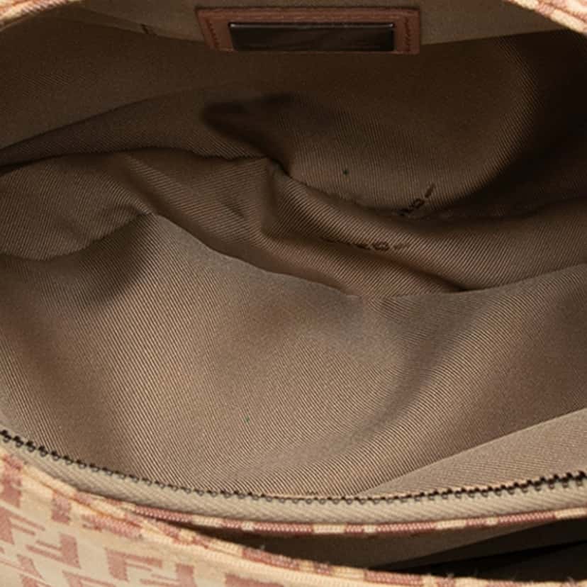Fendi Zucchino Canvas Shoulder Bag Beige Very good condition - Model View