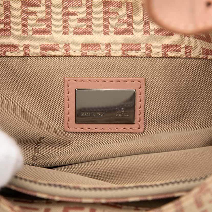 Fendi Zucchino Canvas Shoulder Bag Beige Very good condition - Box View