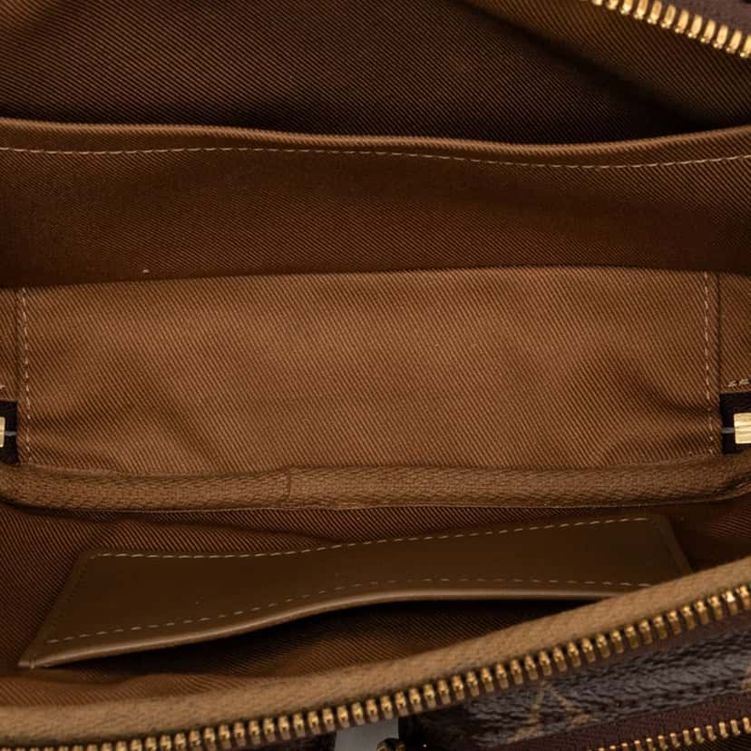 Louis Vuitton Monogram Utility Satchel Brown Very good condition - Model View