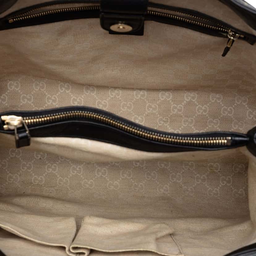 Gucci Medium Leather Bamboo Diana Tote Black Leather Very good condition - Model View