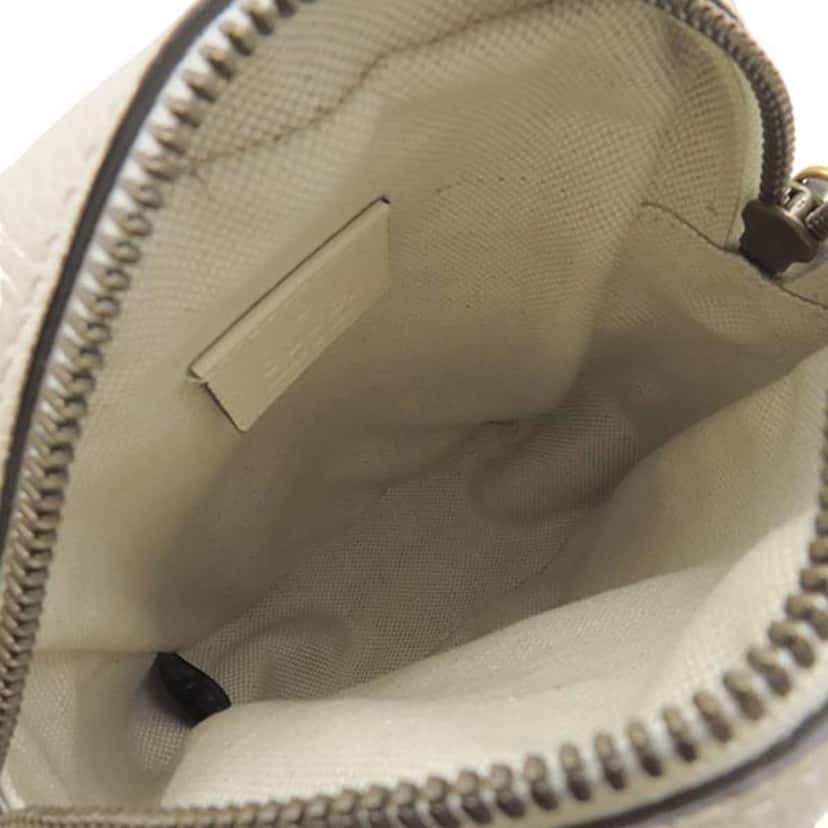 Gucci Mini Grained Calfskin Logo Crossbody White Leather Very good condition - Model View