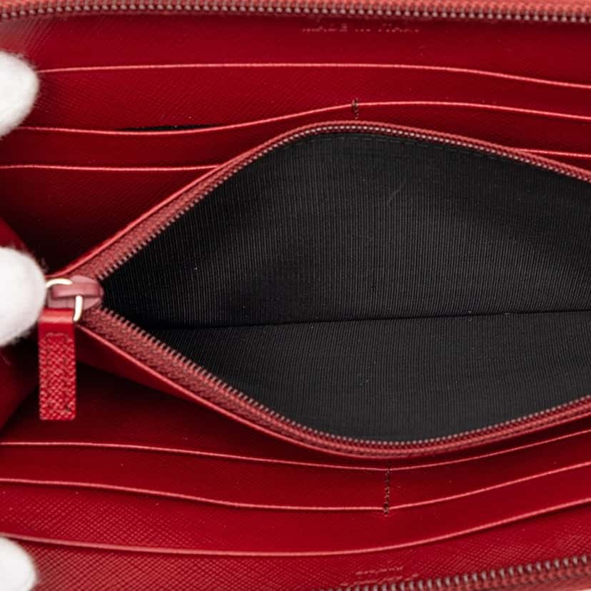 Prada Tessuto Zip Around Wallet Red Very good condition - Model View