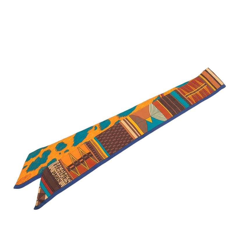 Hermès Pelages et Camouflage Silk Twilly Scarf Orange Very good condition - Front View