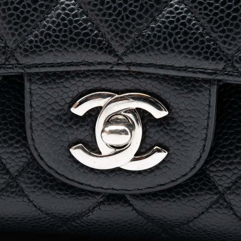 Chanel Medium Classic Caviar Double Flap Black Leather Very good condition - Box View