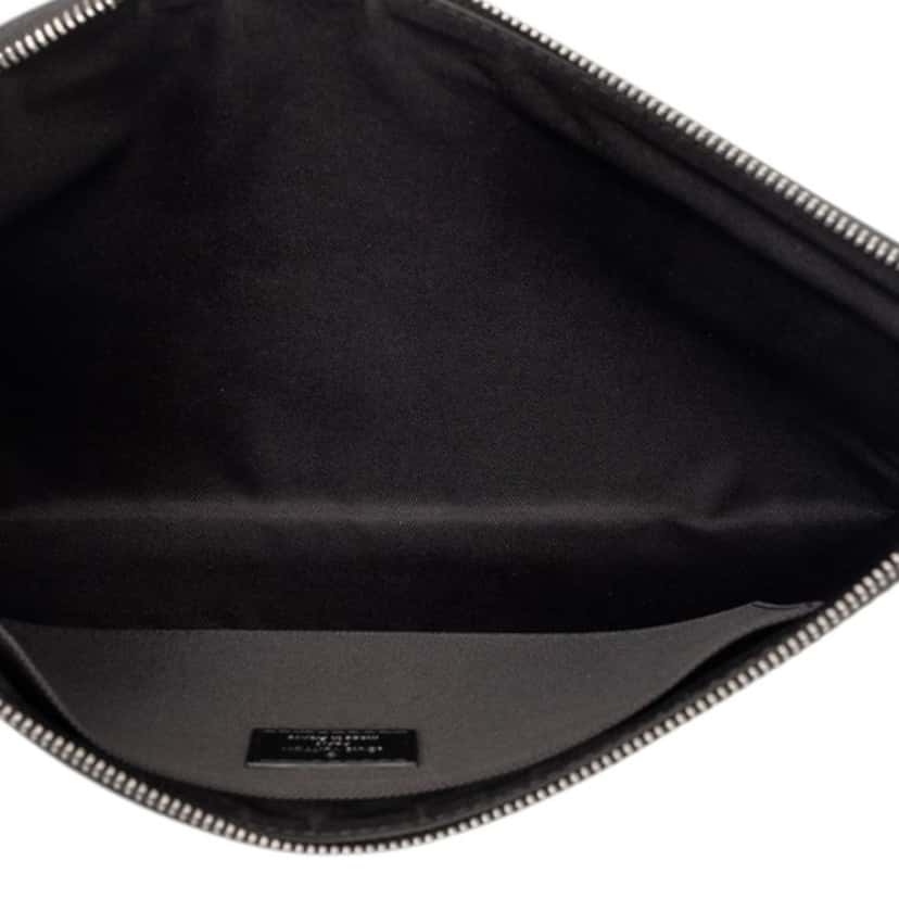 Louis Vuitton Monogram Eclipse Discovery Pochette GM Black Very good condition - Model View