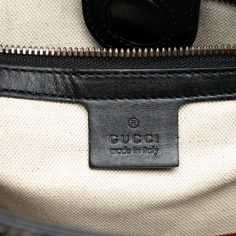 Gucci GG Supreme Blind For Love Satchel Beige Very good condition - Box View