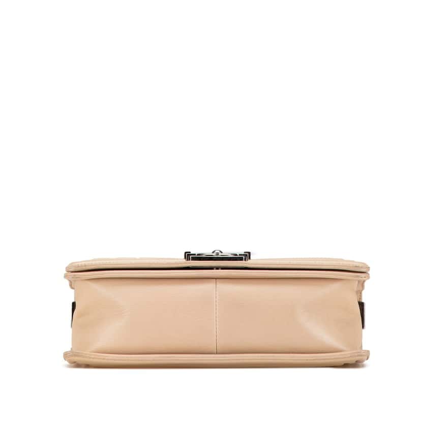 Chanel Old Medium Aged Calfskin Double Stitch Boy Flap Beige Leather Very good condition - Inside View