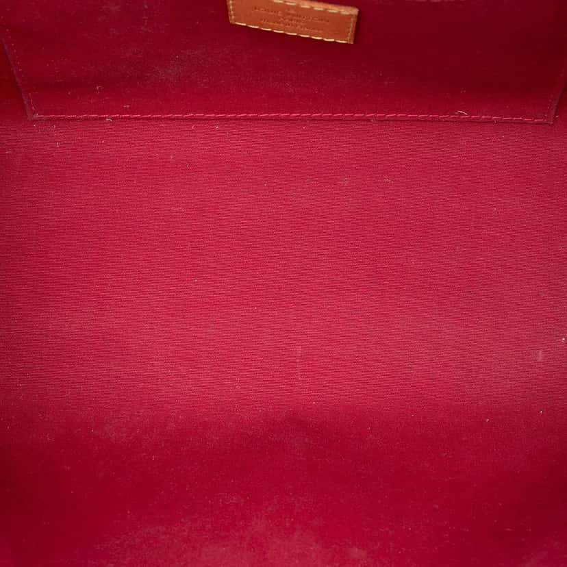 Louis Vuitton Monogram Vernis Roxbury Drive Red Leather Very good condition - Model View