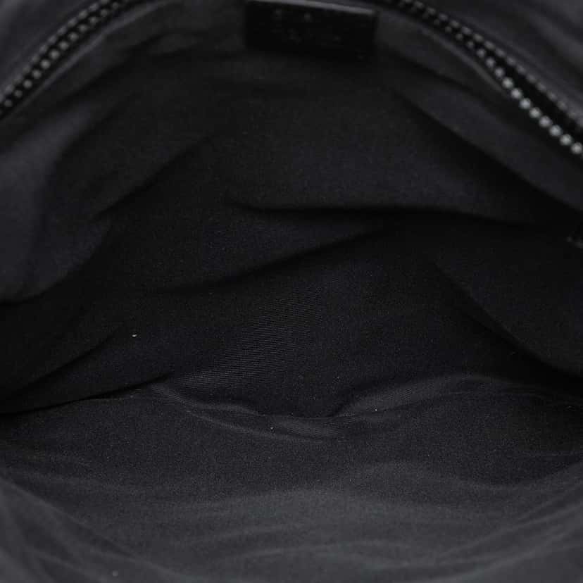 Gucci GG Nylon Web Crossbody Black Very good condition - Model View