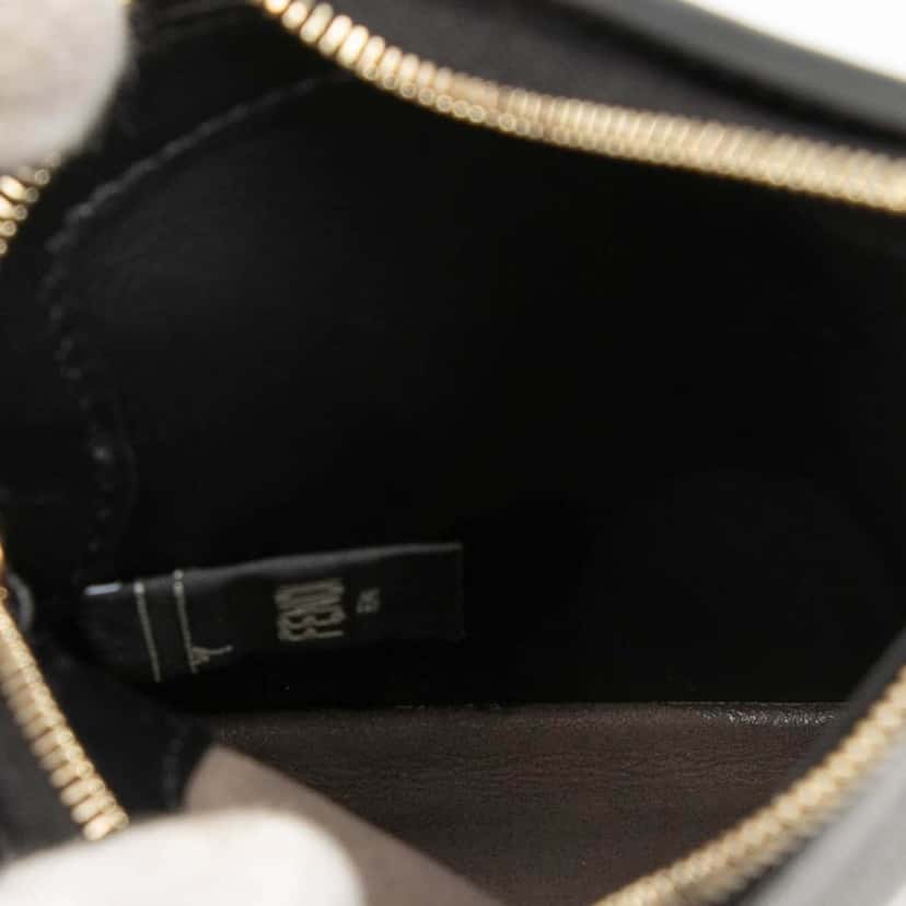Fendi Mini Leather 3 Pocket Crossbody Black Leather Very good condition - Model View