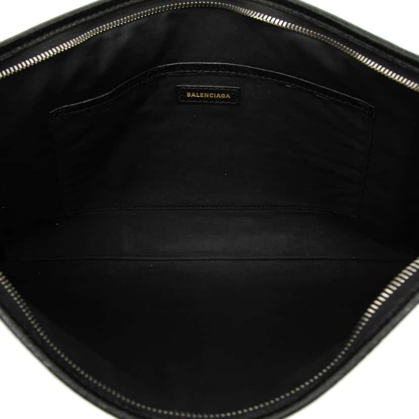 Balenciaga Lambskin Graffiti Bazar Clutch Black Leather Very good condition - Model View