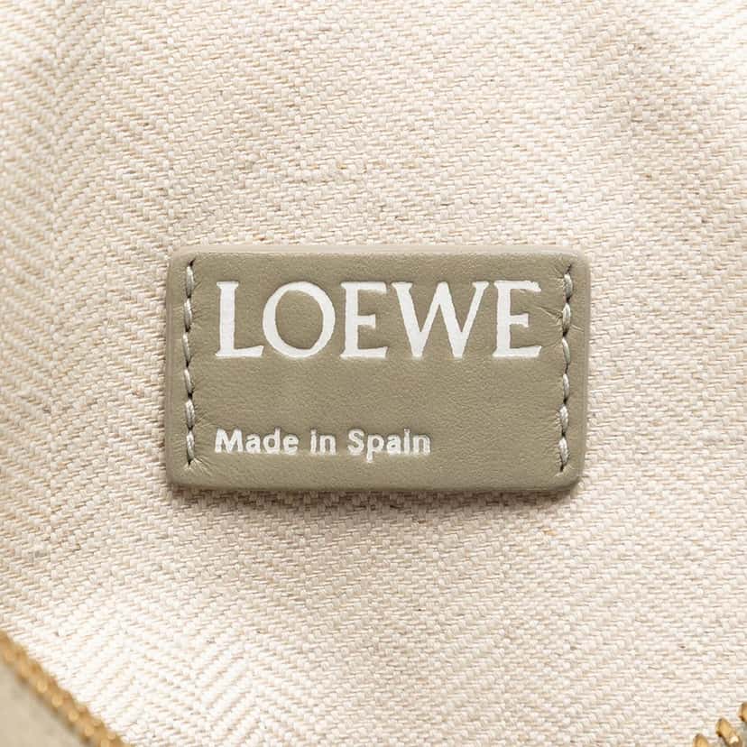 LOEWE Large Linen Embossed Calfskin Anagram T Pouch Beige Leather Very good condition - Box View