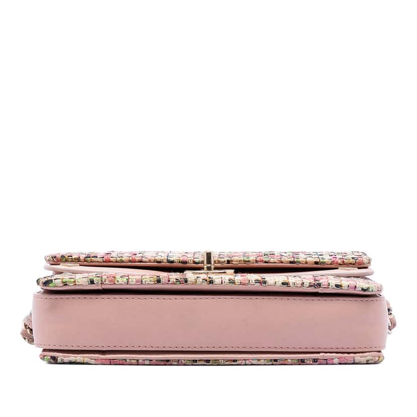 Chanel Small Tweed CC Stud Double Flap Pink Very good condition - Inside View